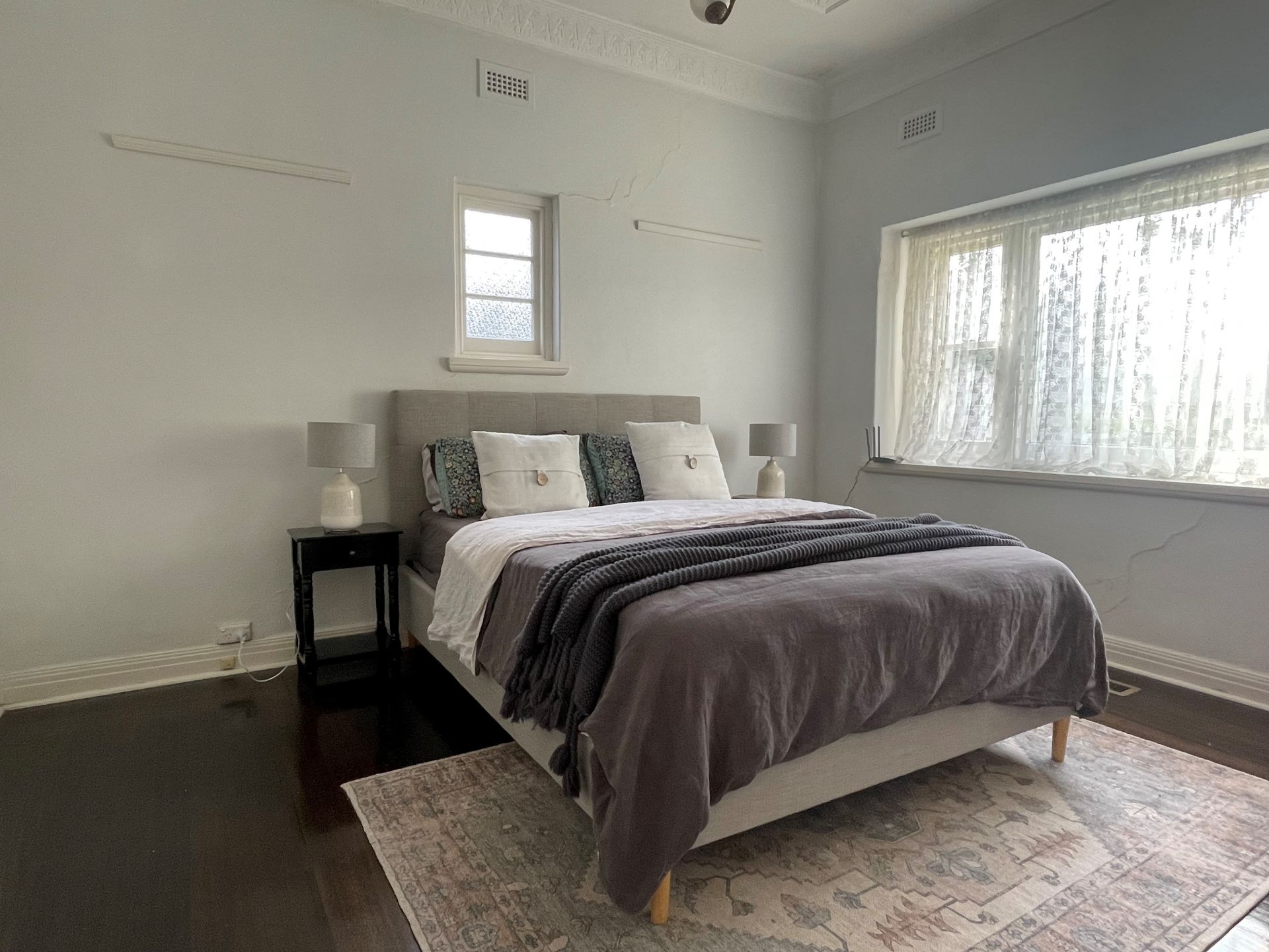 **Lovely home close to Eaglemont Village**