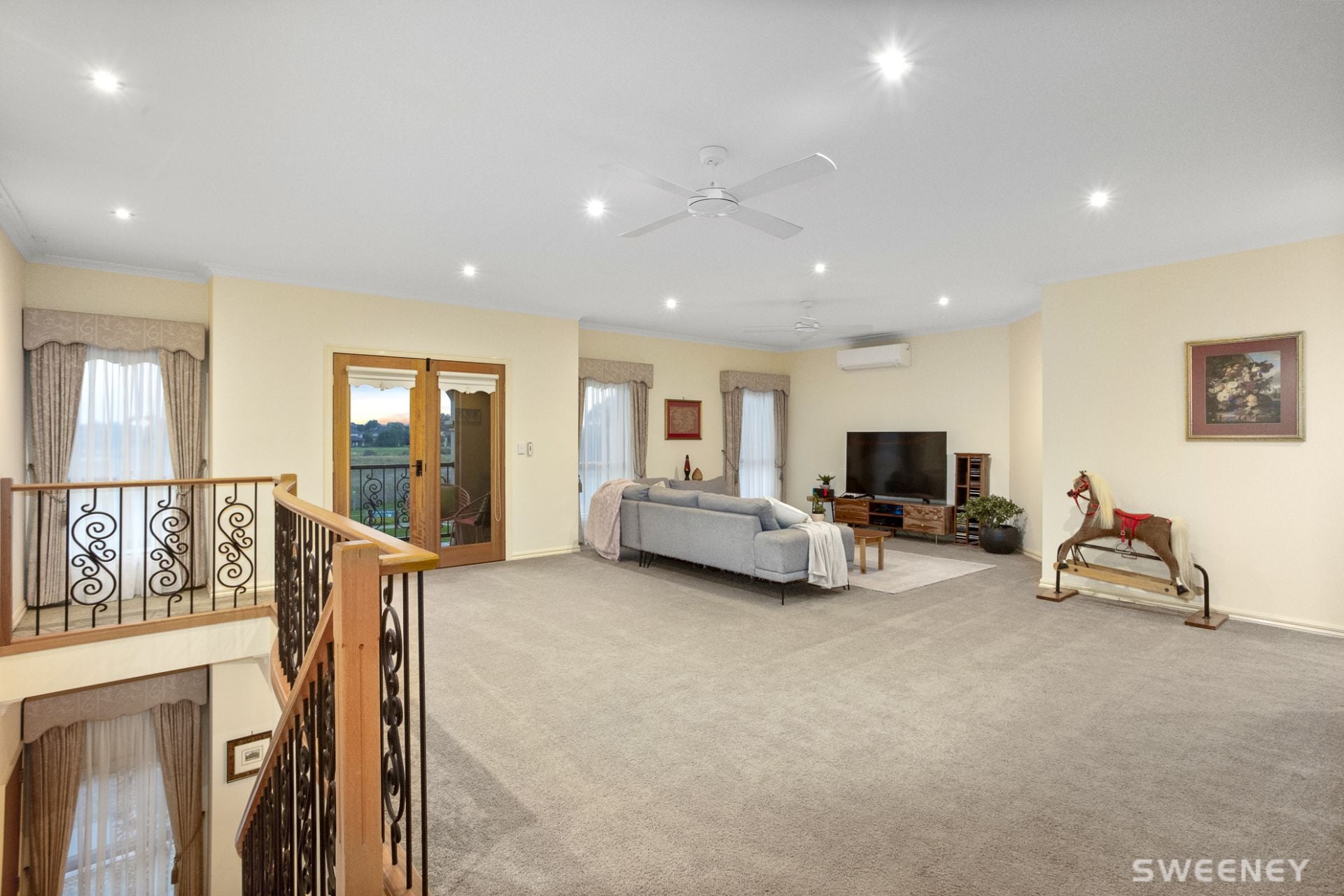 14 Creek Waters Close, Altona Meadows - Thumbnail 6