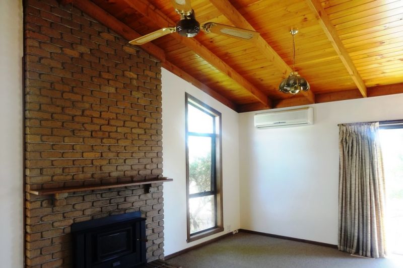 13 Leila Court, Bacchus Marsh - Thumbnail 3