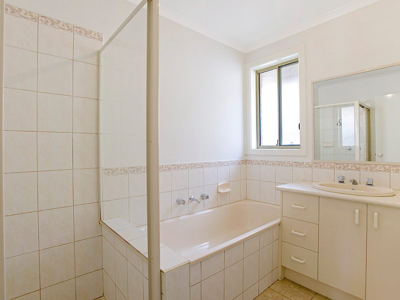 6 James Austin Way, Seabrook - Thumbnail 4