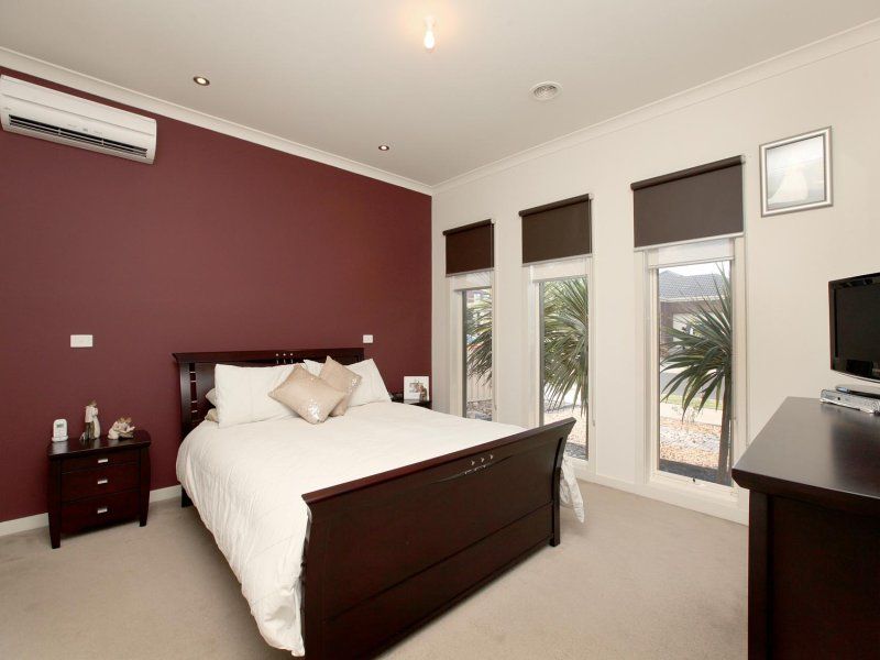 34 The Avenue, Caroline Springs - Thumbnail 7