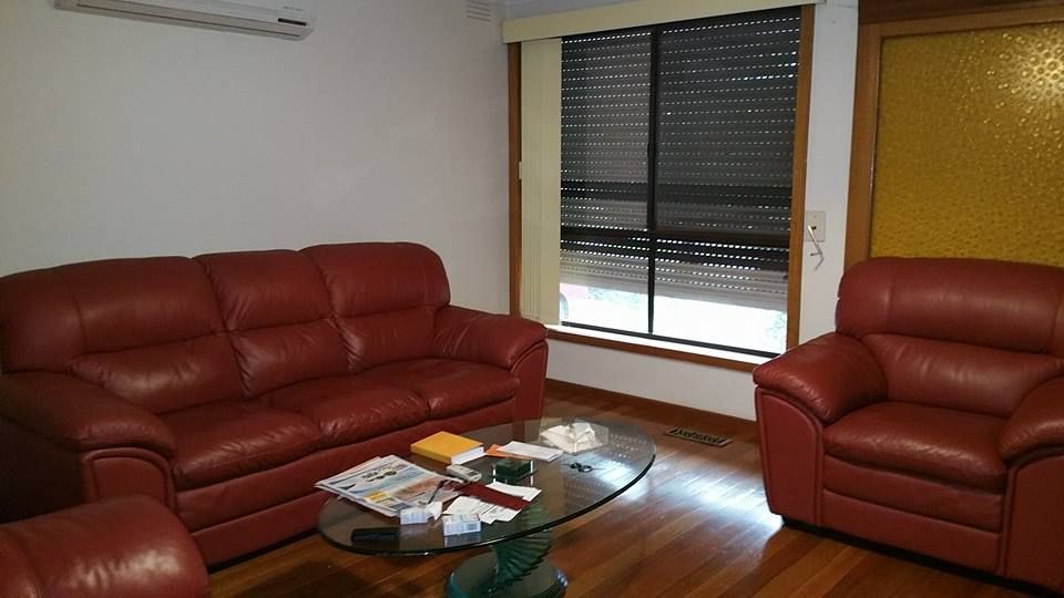 WALKING DISTANCE TO EVERYDAY AMENITIES!