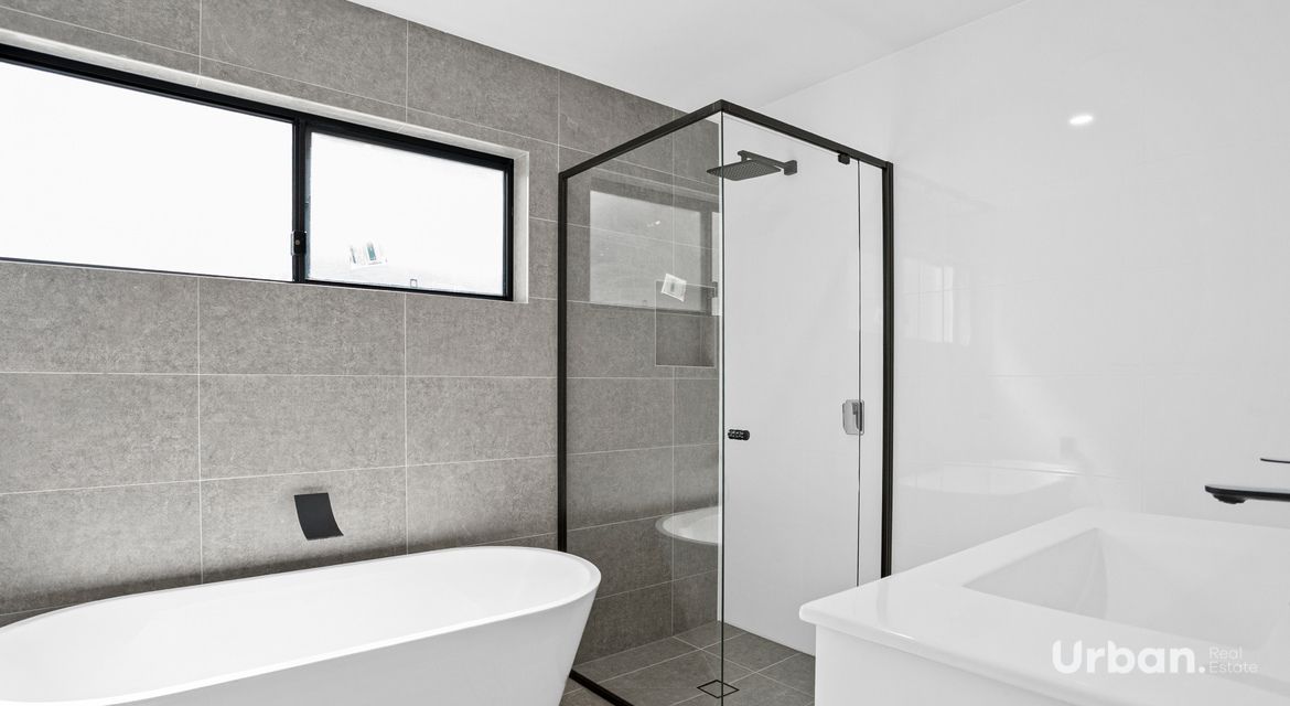 Tullimbar 37 Candelo Place