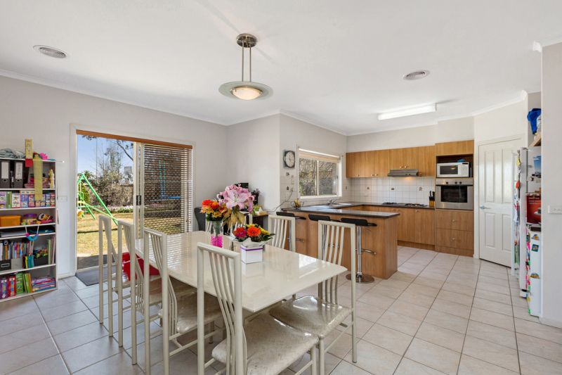 8 Lakeside Drive, Point Cook - Thumbnail 5