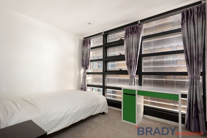 406/5 Sutherland Street MELBOURNE VIC, Melbourne - Thumbnail 3