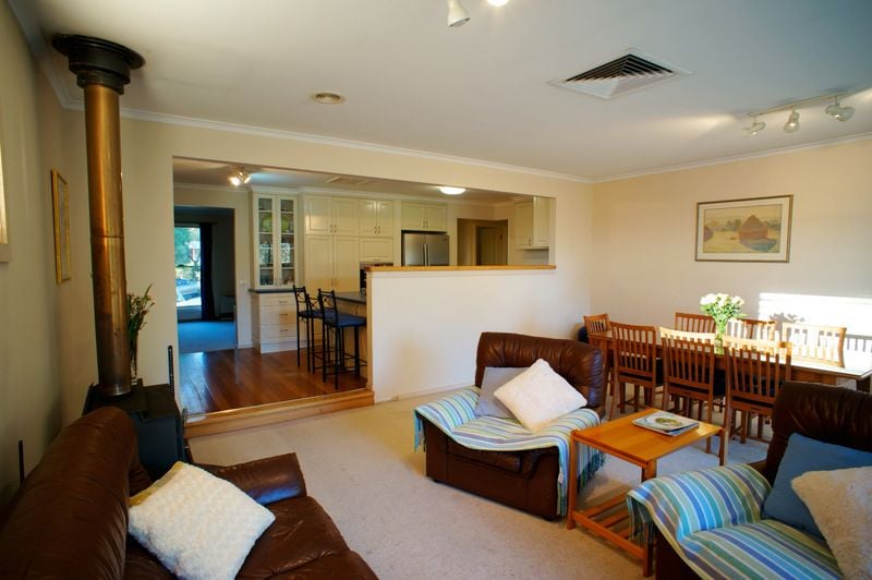 333 Bimbadeen Avenue Albury NSW, Albury - Thumbnail 5