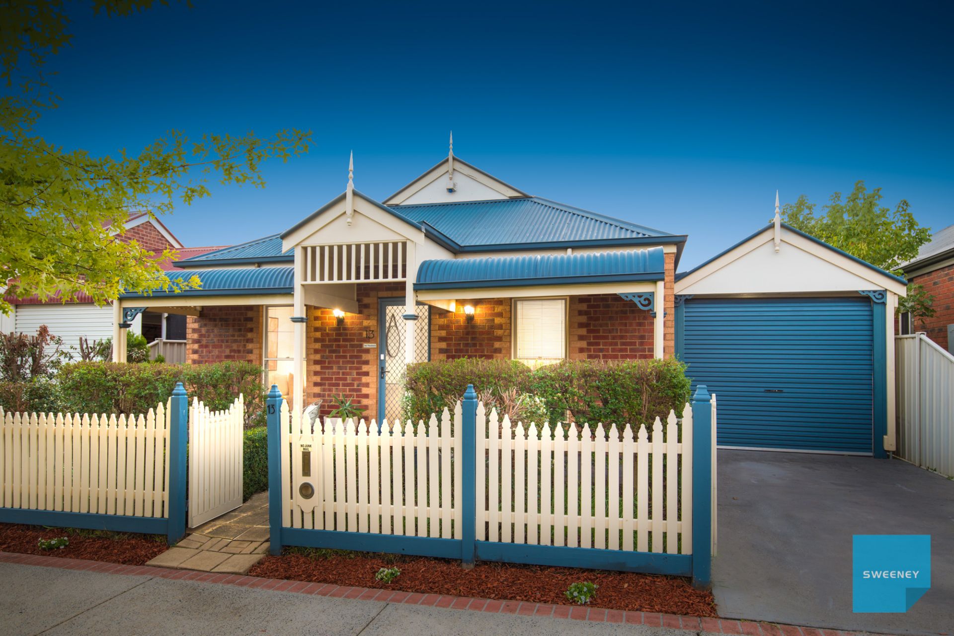 13 Smethwick Green, Caroline Springs - Thumbnail 2
