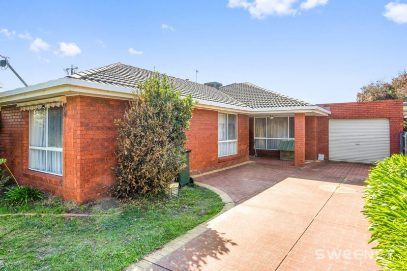 17 Batman Street, Altona Meadows - Thumbnail 2