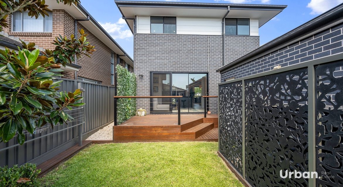 Denham Court 78 Plumegrass Avenue