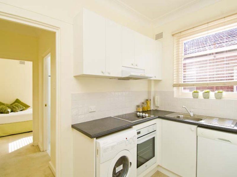 9/82 Kurraba Road NEUTRAL BAY NSW, Bay - Thumbnail 4