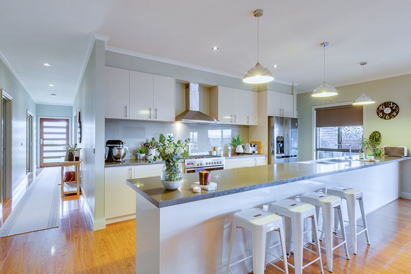 90 Halletts Way, Bacchus Marsh - Thumbnail 6