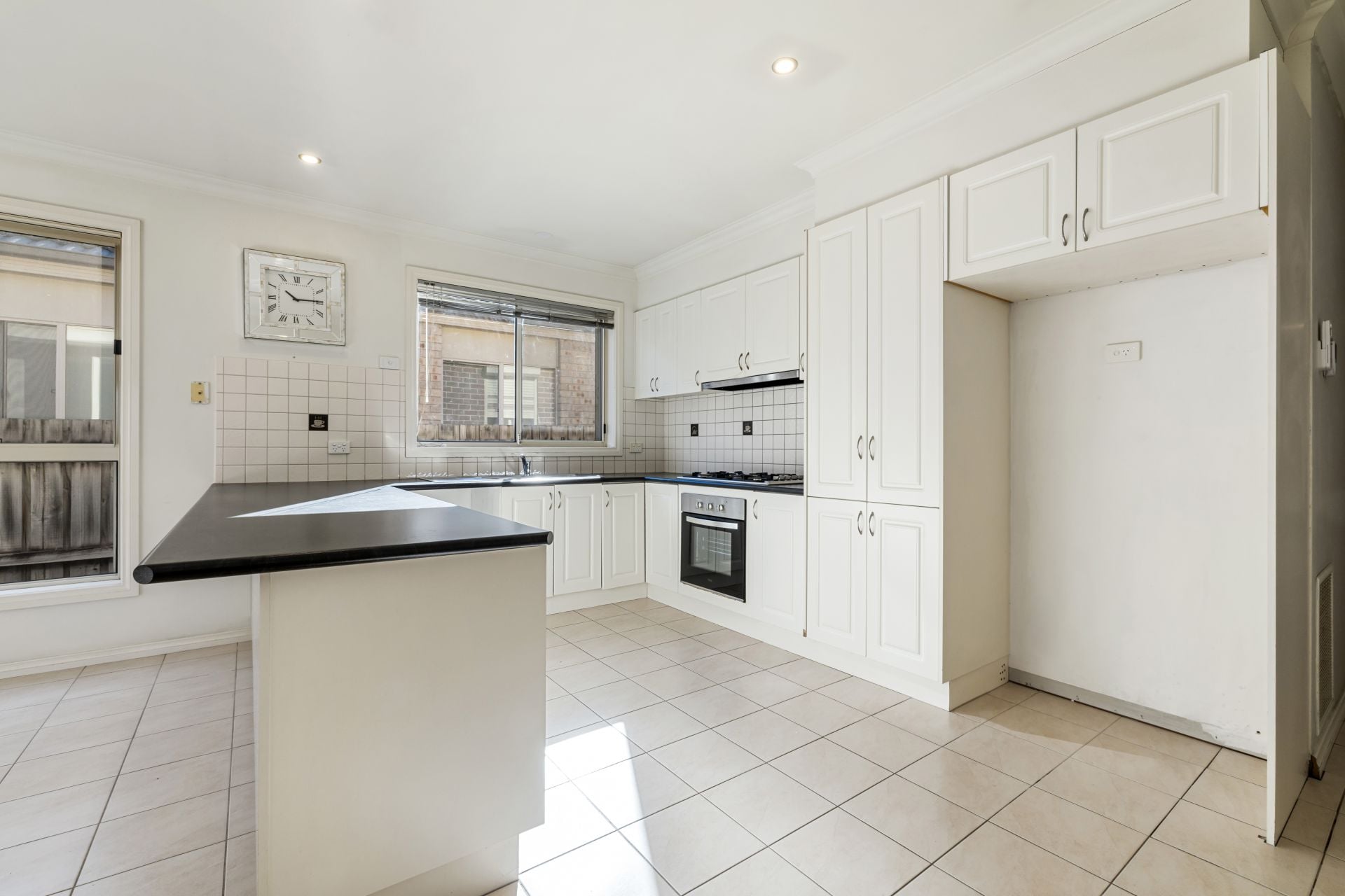 Spacious 4 Bedroom Family Home in Prime Court Location