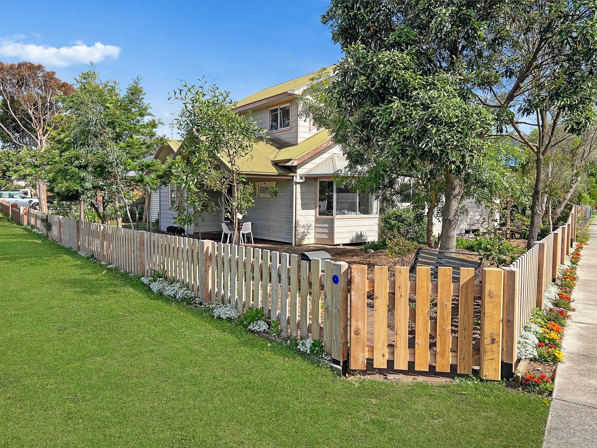 2 Montrose Avenue, Apollo Bay - Thumbnail 2
