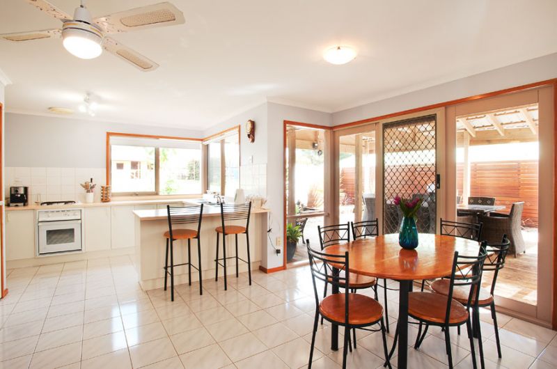 10 Pike Place, Bacchus Marsh - Thumbnail 4