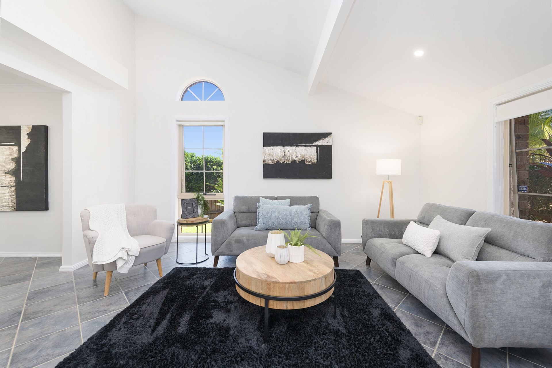 12 Broadoak Place, Castle Hill, Hill - Thumbnail 4