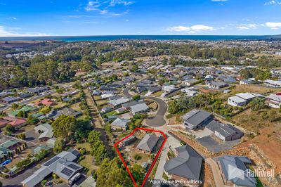 19 Hedstrom Drive, Stony Rise, Stony Rise - Thumbnail 2