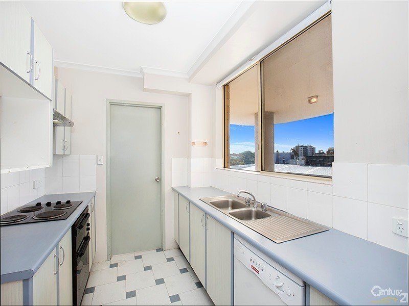 34/1-9 Gray Street, SUTHERLAND, Sutherland - Thumbnail 4