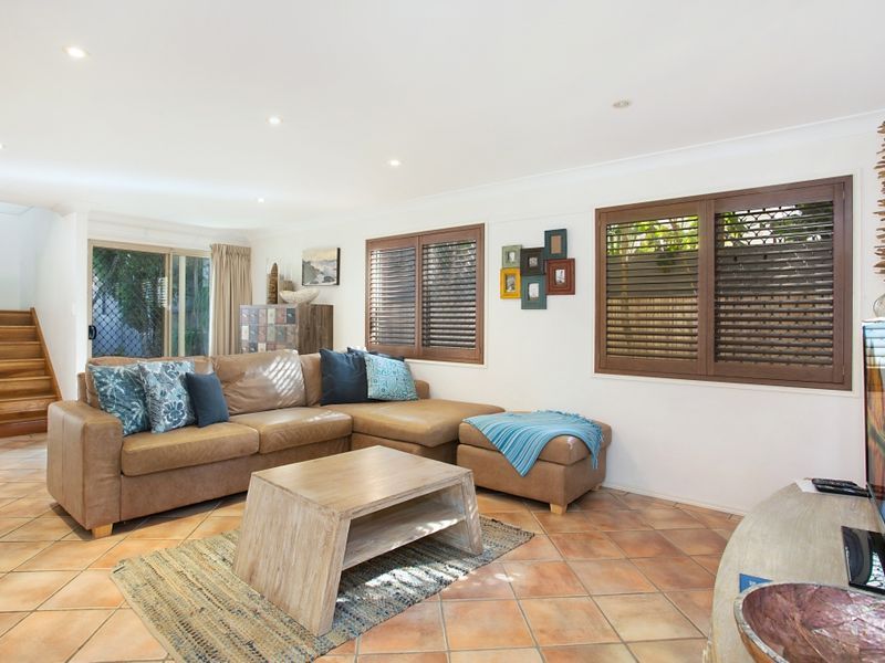 38 Eden Avenue RAINBOW BAY QLD, Rainbow Bay - Thumbnail 6