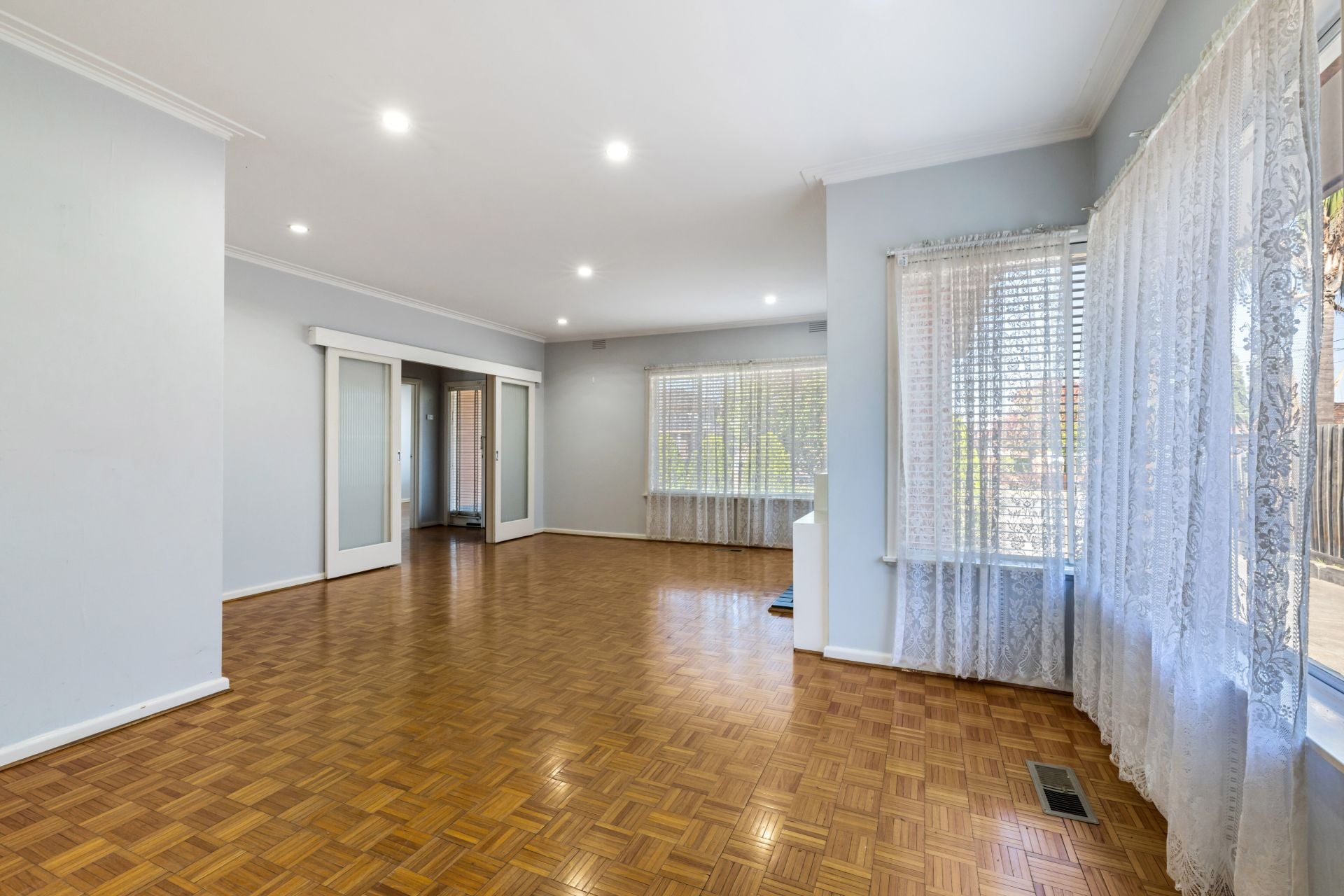Fabulous Family Classic With Potential Plus