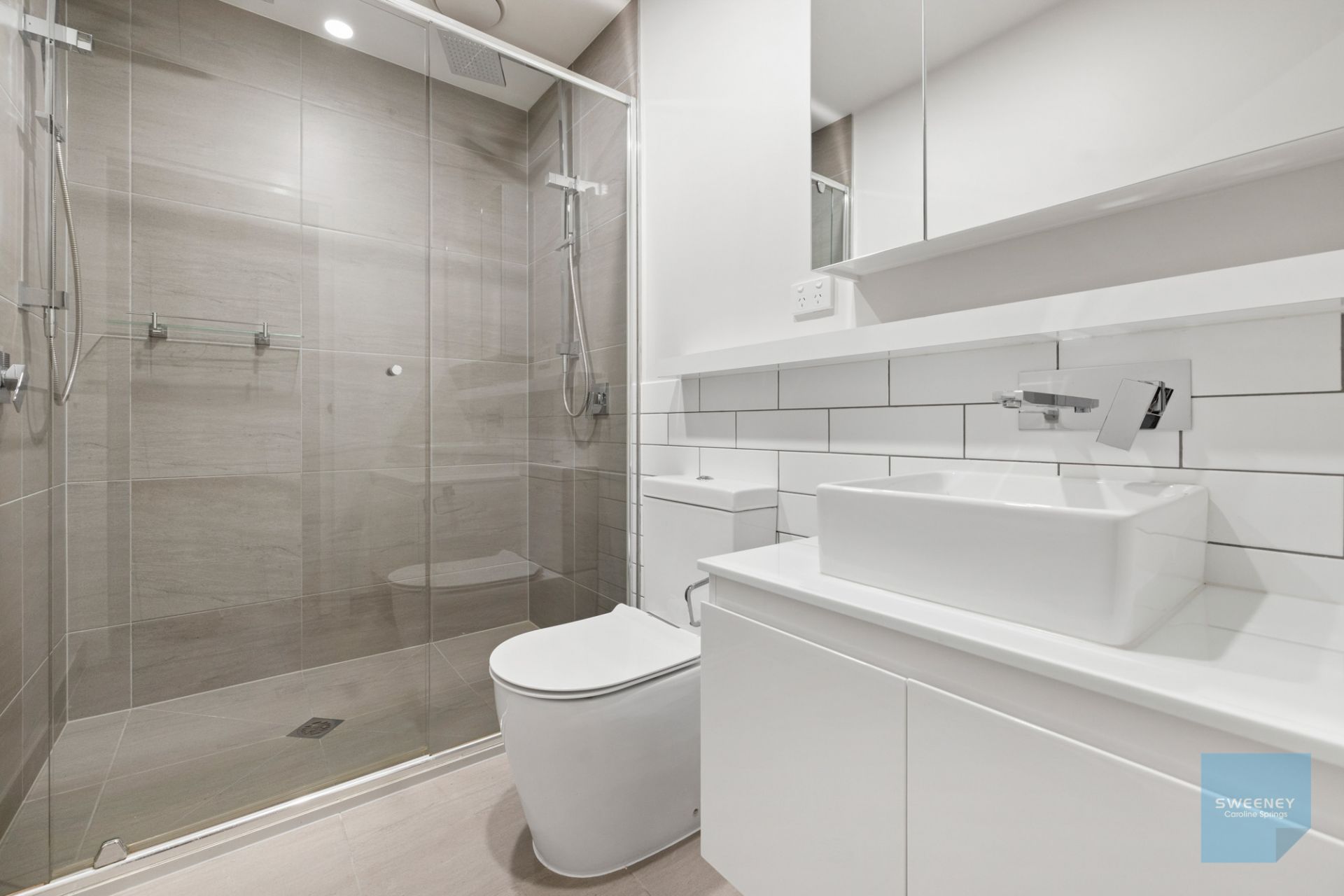 215/9 Commercial Road, Caroline Springs - Thumbnail 8