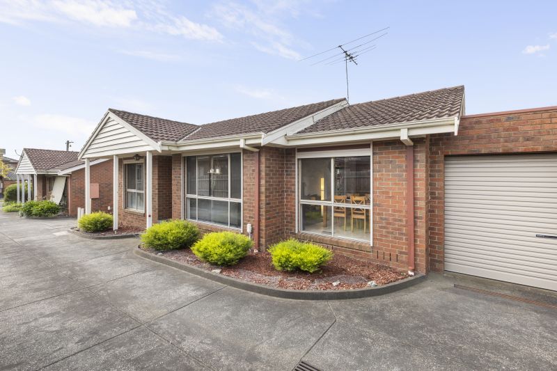 2/27 Sussex Street, Preston