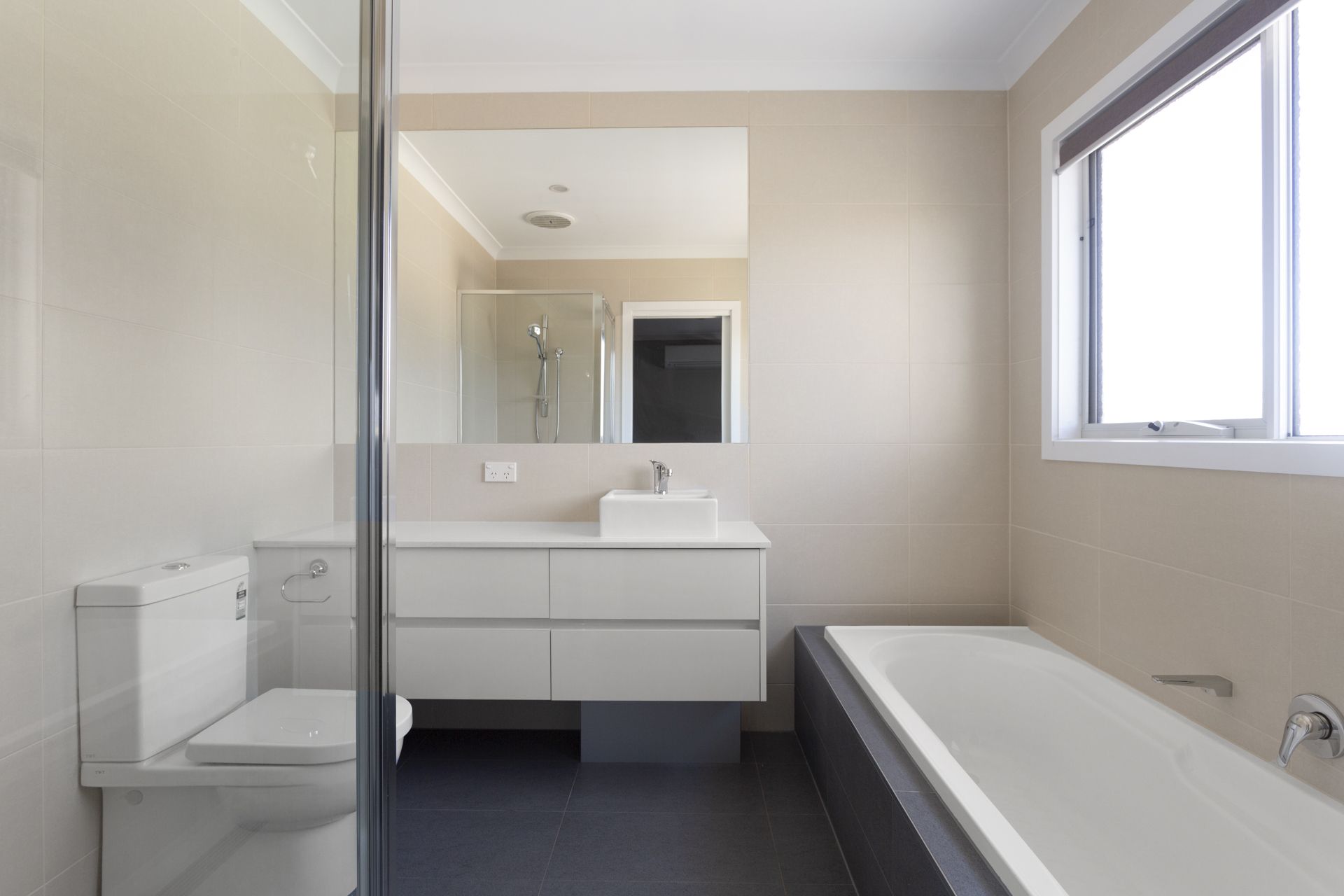 BUILDER BUILT QUALITY/ UNBEATABLE LOCATION