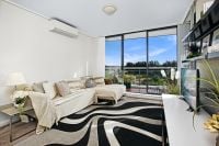 84/27 Bennelong Parkway, Wentworth Point