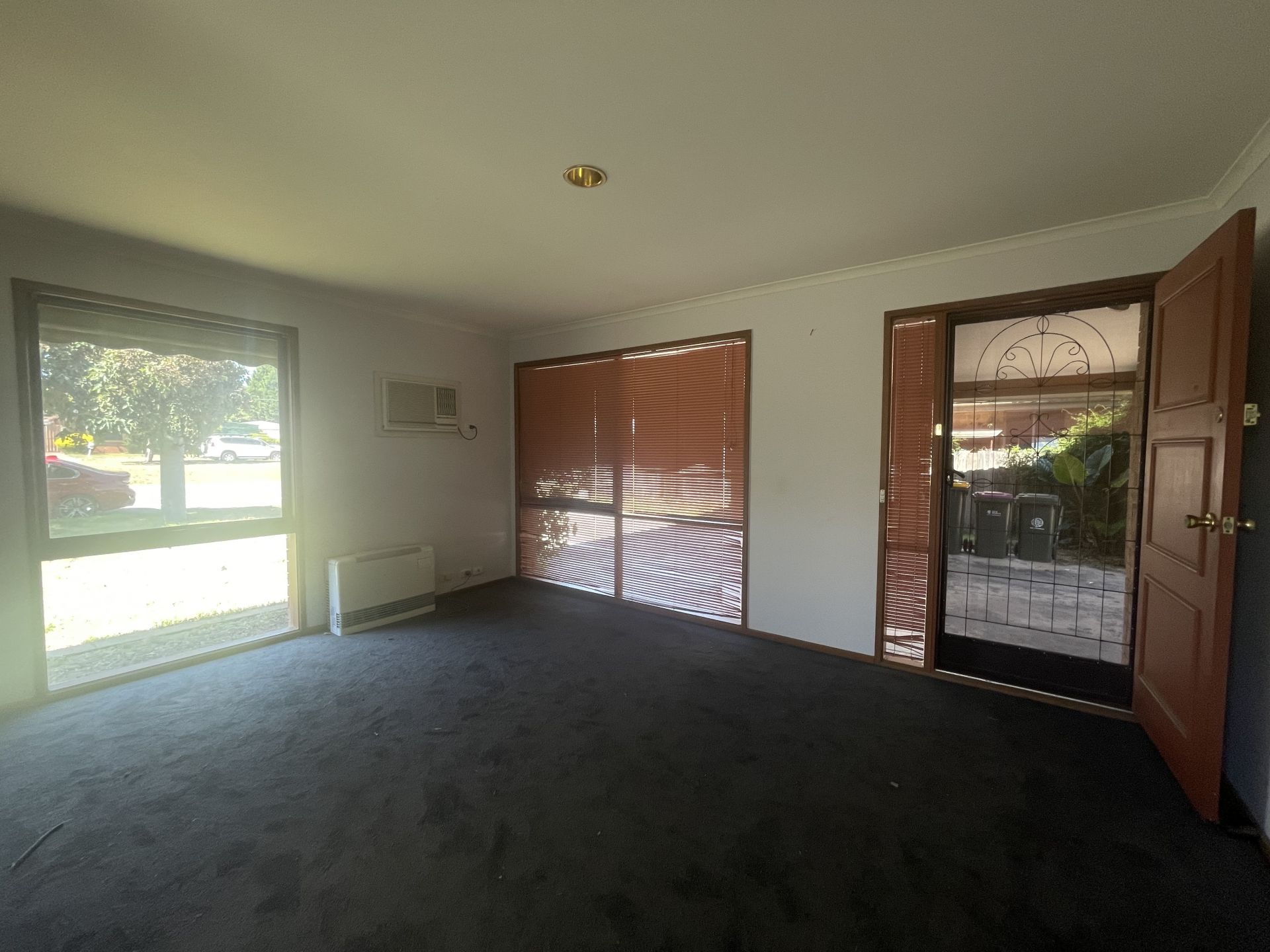 THREE BEDROOM TWO BATHROOM FAMILY HOME