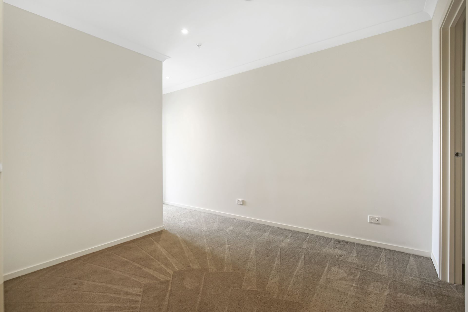 Immaculately Presented Apartment!