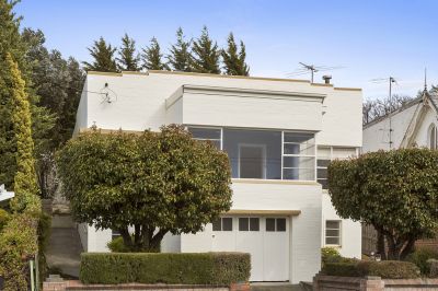 CLASSIC 1946 ART DECO HOME