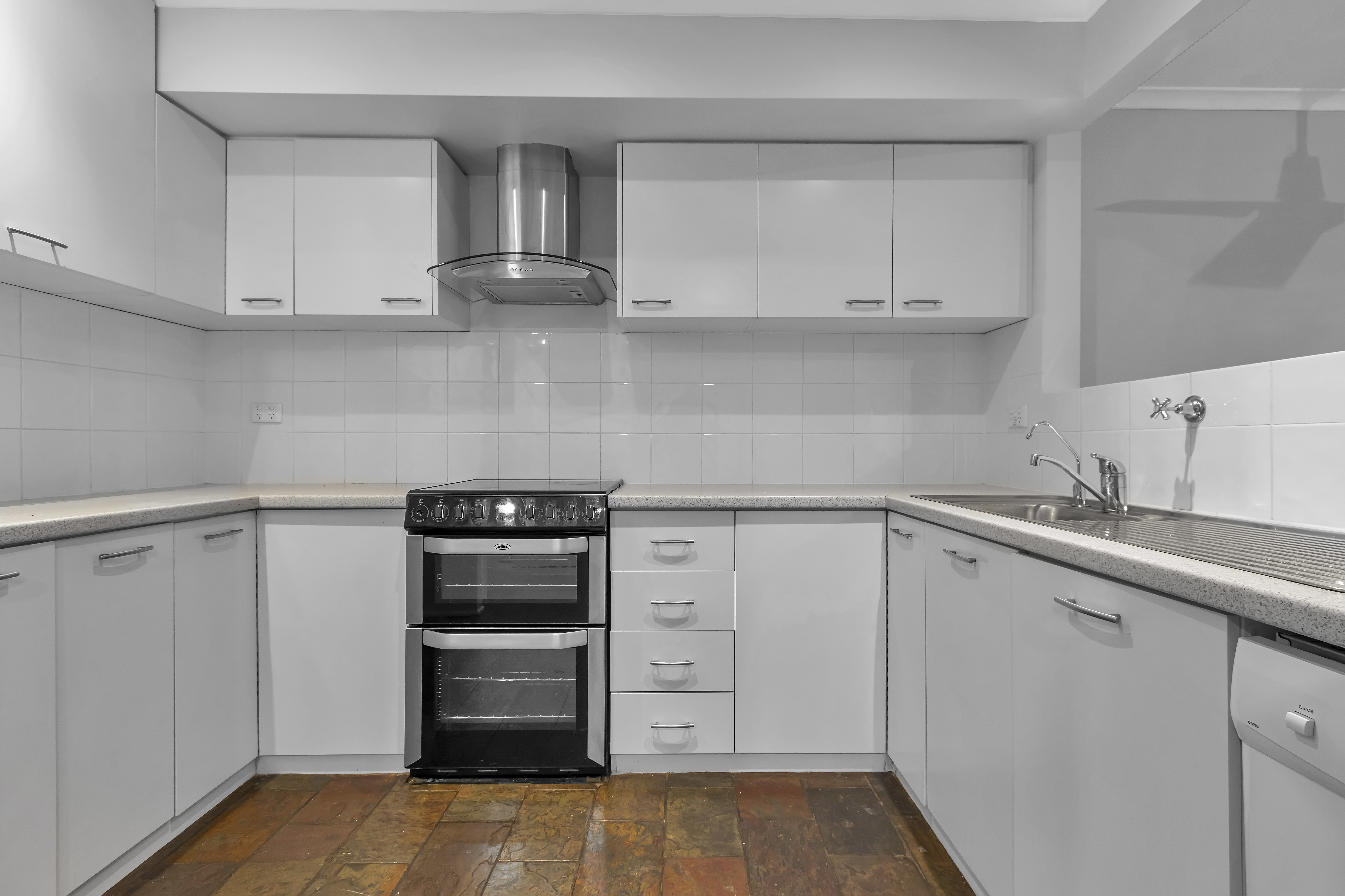 7/17  Brown Street  Brompton 5007