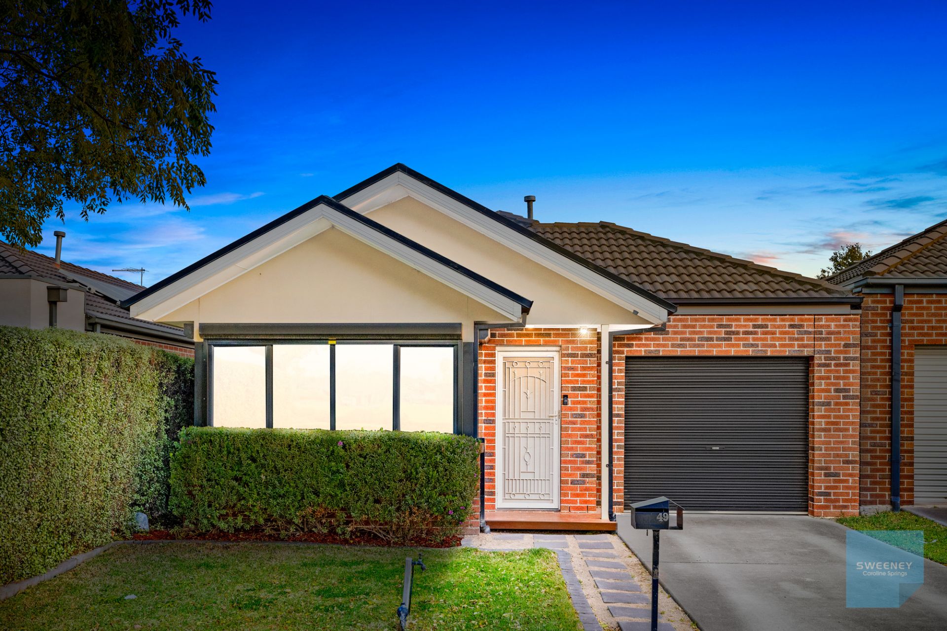 49 Barwon Street, Taylors Hill - Thumbnail 2
