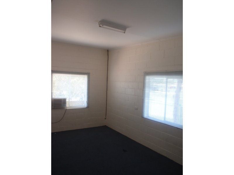 31 Hilary Street MOUNT ISA QLD, Mount Isa - Thumbnail 3