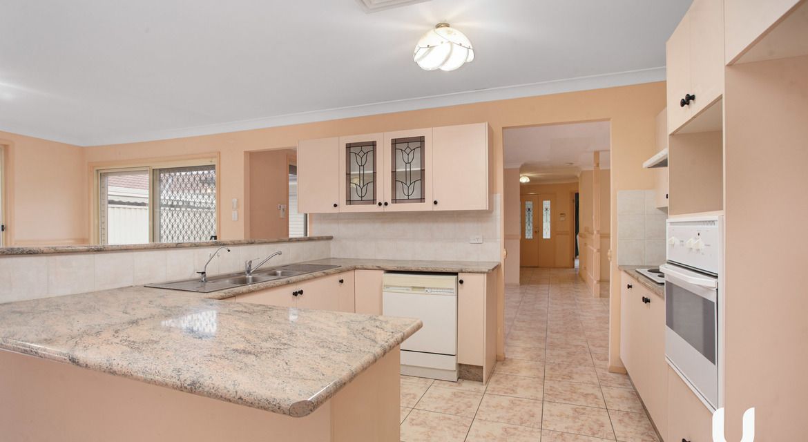 Glenmore Park 3 Warin Place