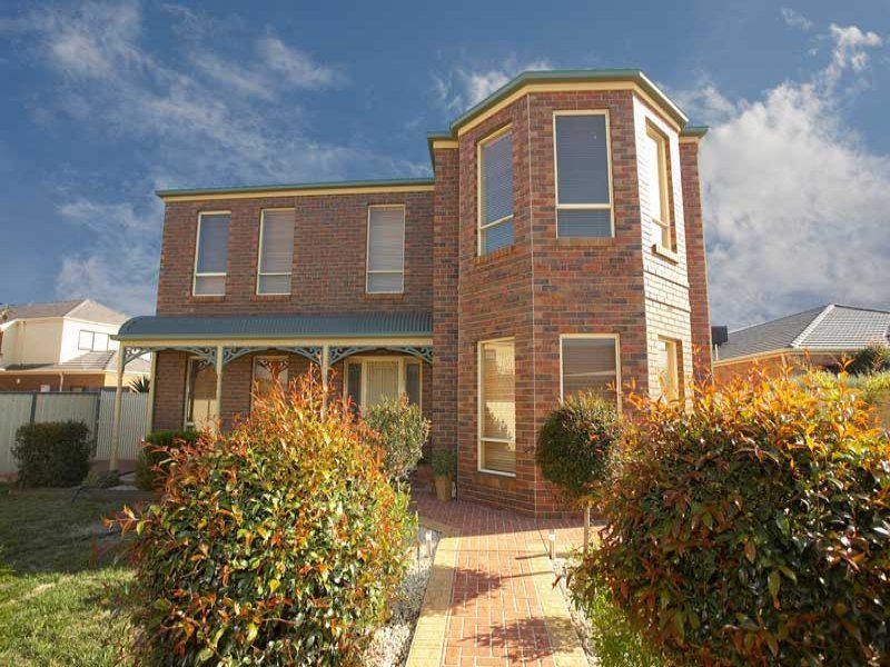 6 Salerno Crt, Point Cook - Thumbnail 2