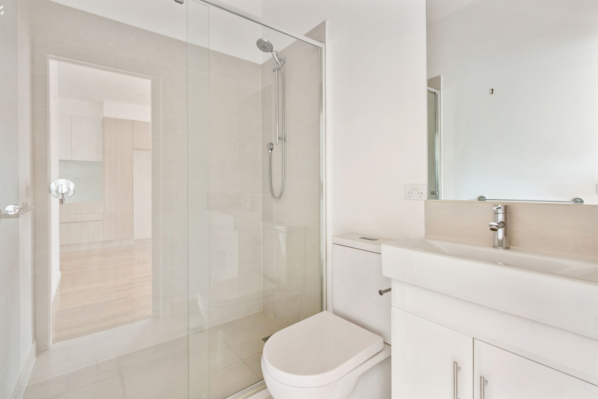 Light filled living in Northcote