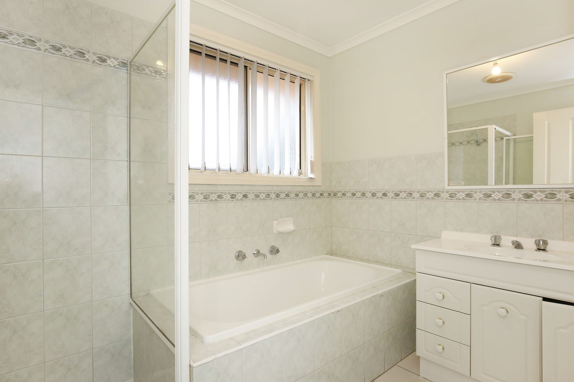PRIME LOCATION, AFFORDABLE PRICE TAG