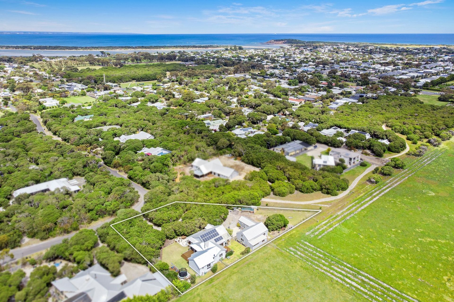 19-20 Warrenbeen Court Barwon Heads VIC, Barwon Heads - Thumbnail 4
