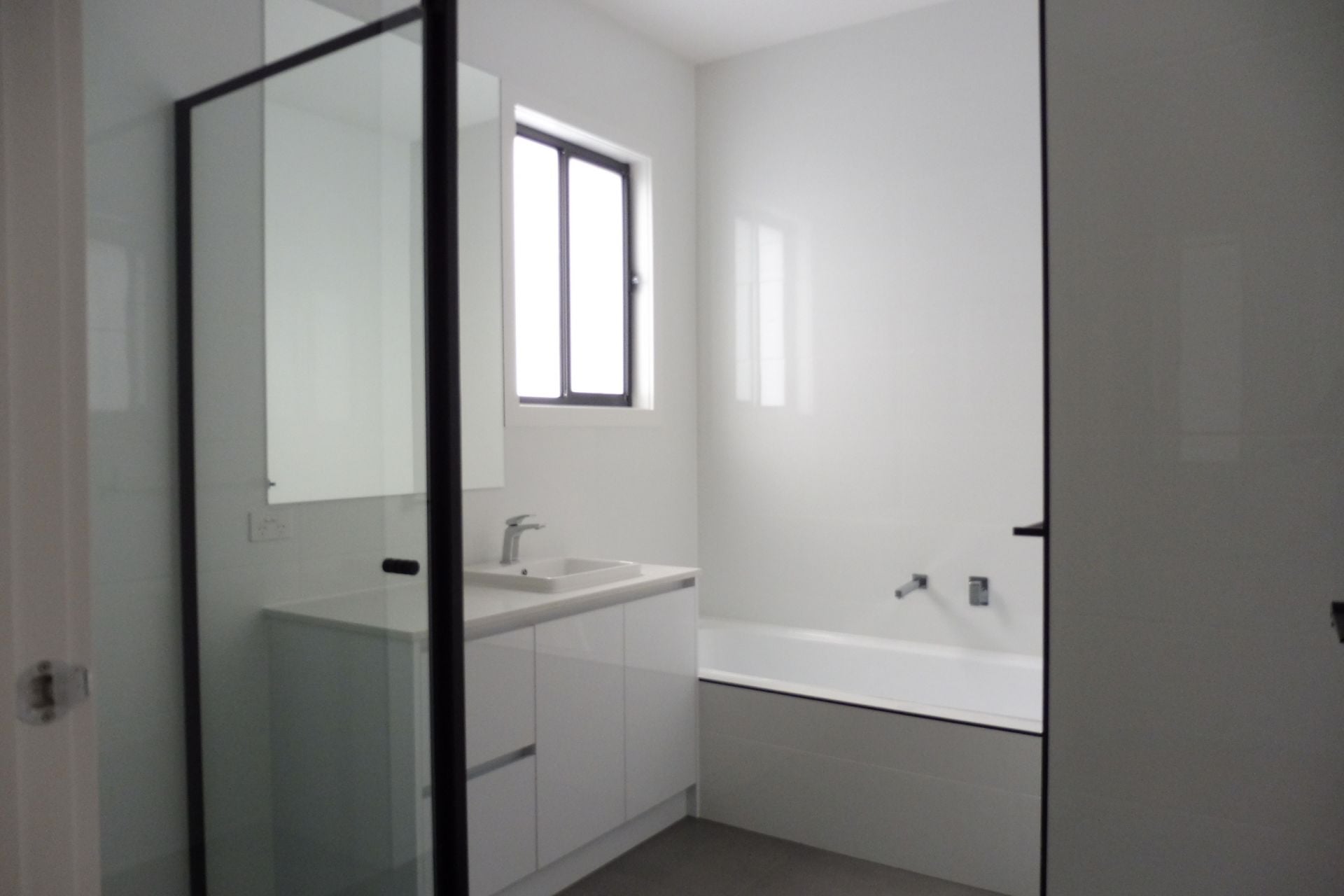ARCHITECT DESIGNED DOUBLE STOREY TOWNHOUSE