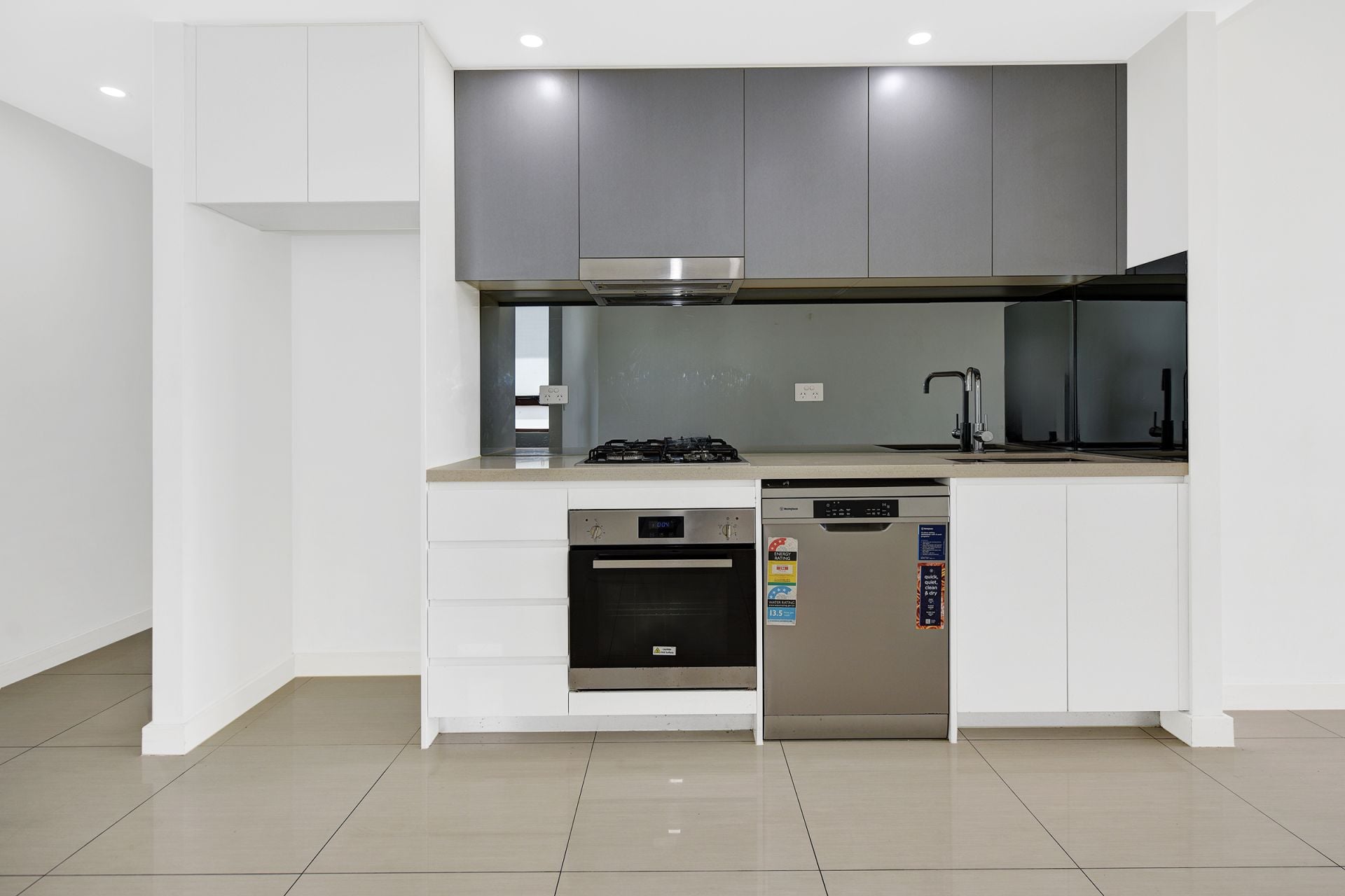 1806/1a Morton Street Parramatta NSW, Parramatta - Thumbnail 3