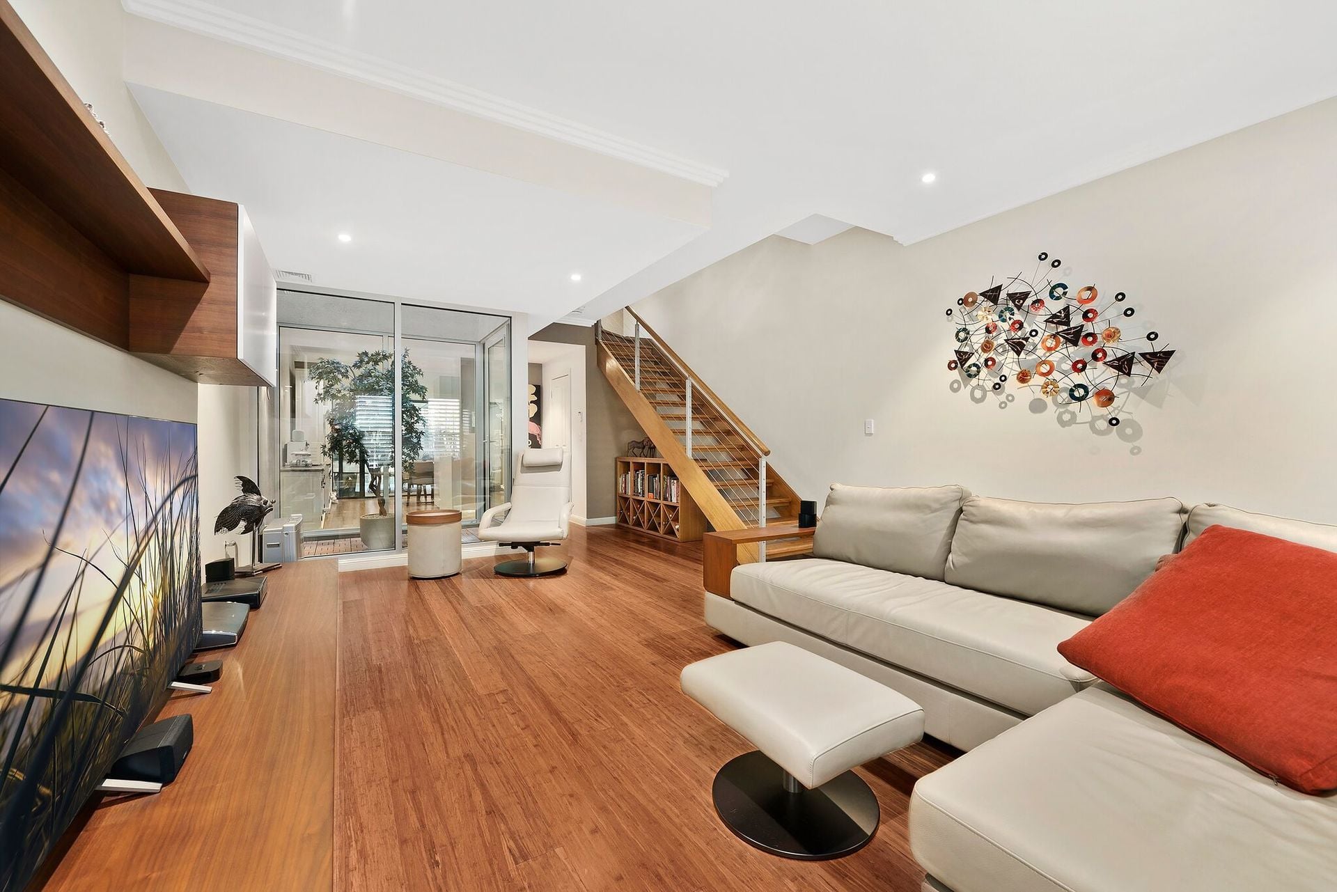 57 Crown Street, ST PETERS, St Peters - Thumbnail 2