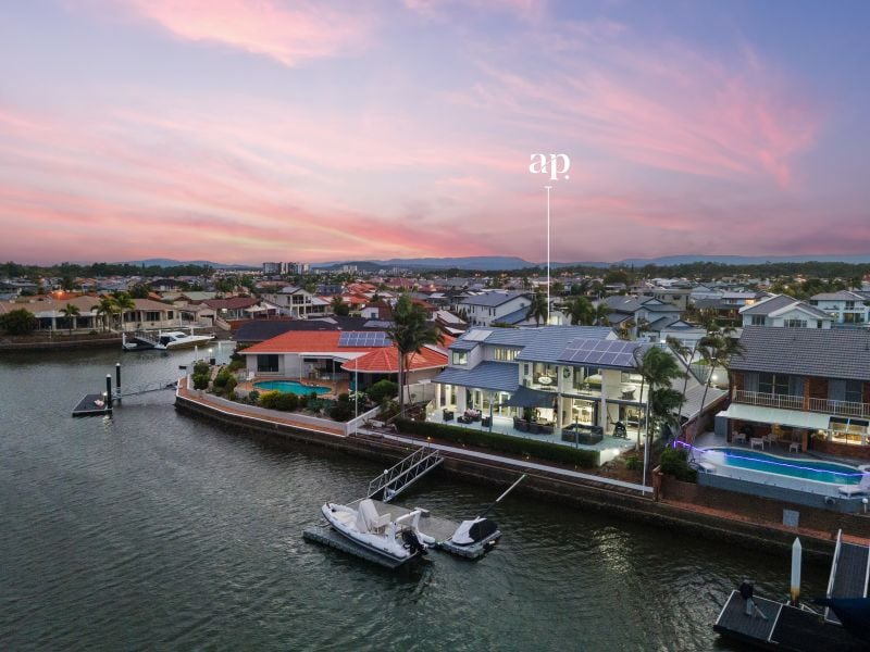 $ 2,490,000, Runaway Bay - Thumbnail 5