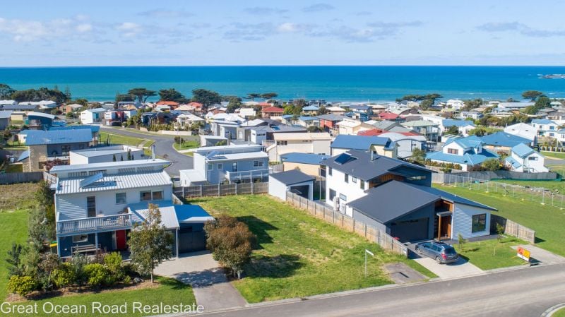 5 OVERVIEW CRESCENT, Apollo Bay - Thumbnail 4