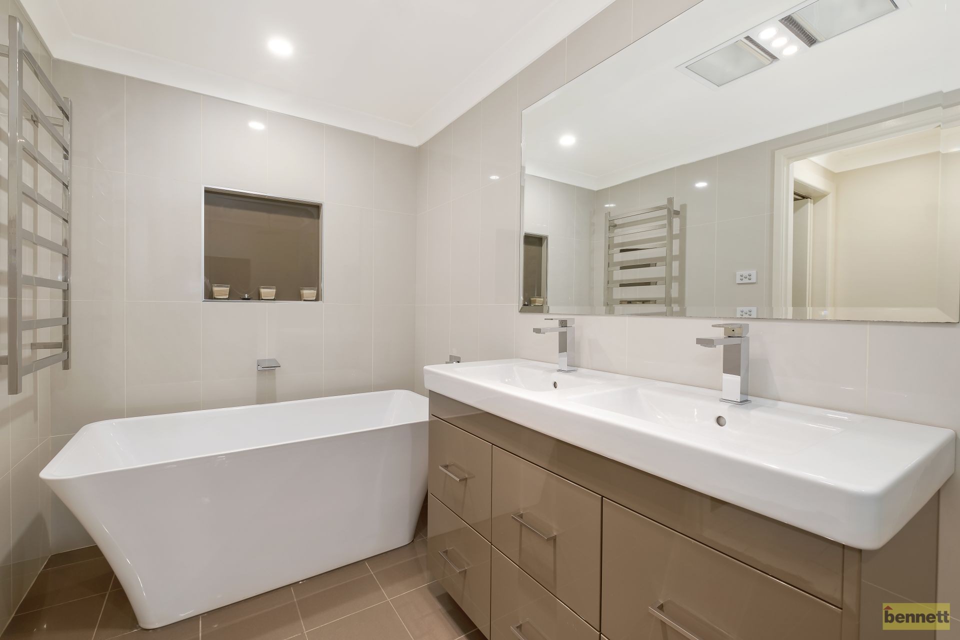 96 Lieutenant Bowen Road, Bowen Mountain - Thumbnail 5