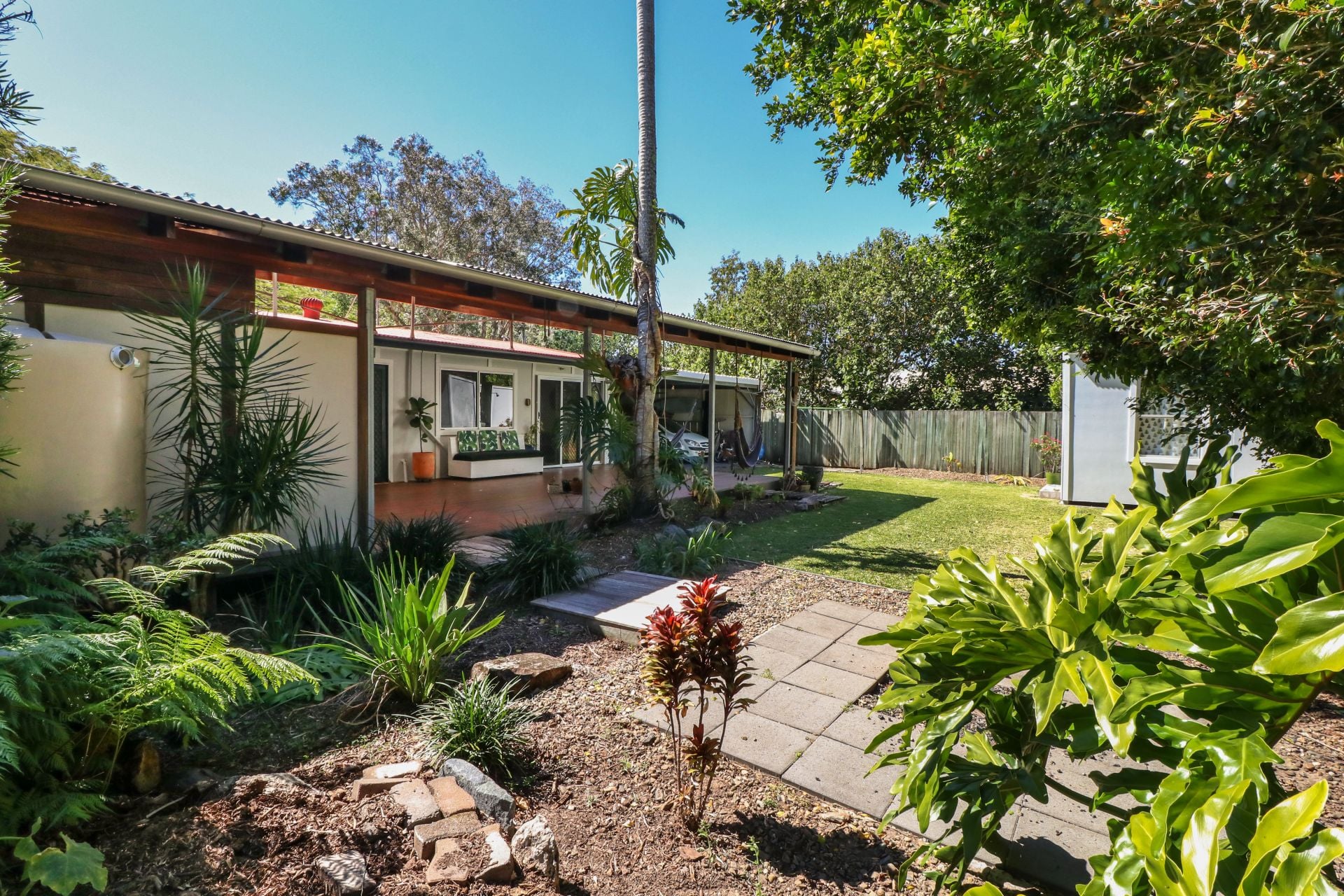 7 Gayome Street Pacific Paradise QLD, Pacific Paradise - Thumbnail 2