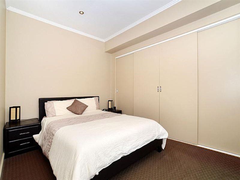 THIS LAVENDER LODGE COULD BE YOURS!