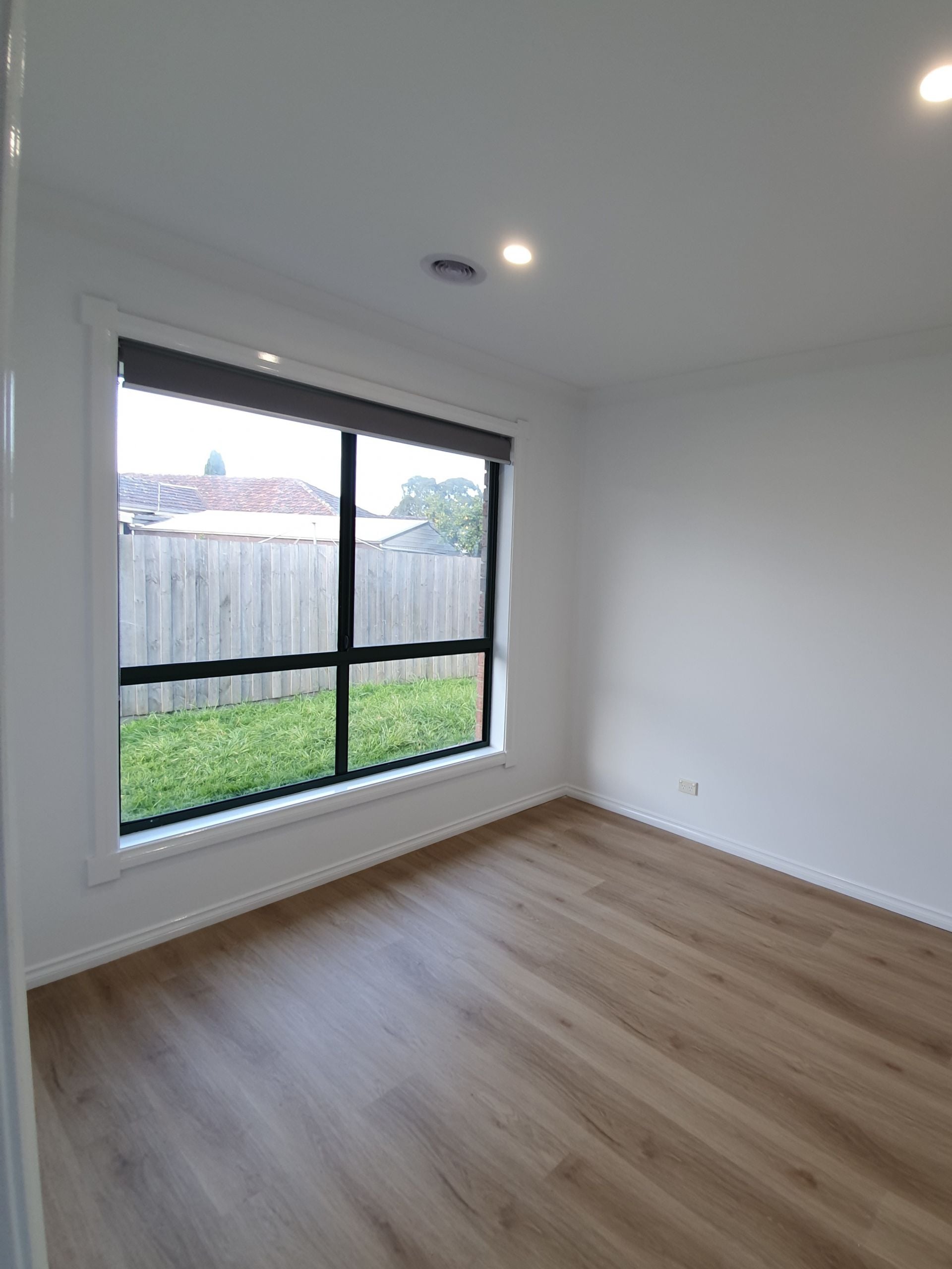 LOW MAINTENANCE, LOVELY & SPACIOUS