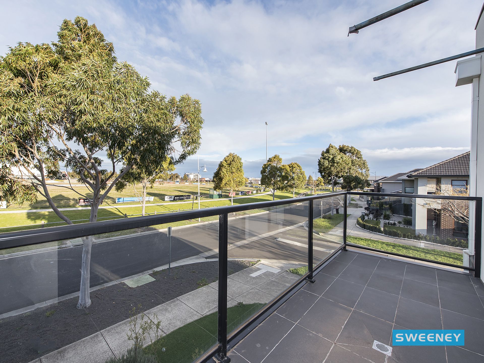 32 Brunton Avenue, Caroline Springs Sweeney Estate Agents