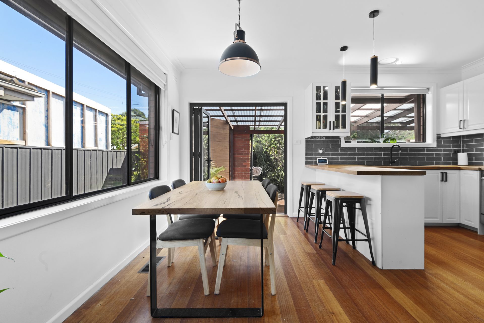 Stunning Home in Ideal Locale