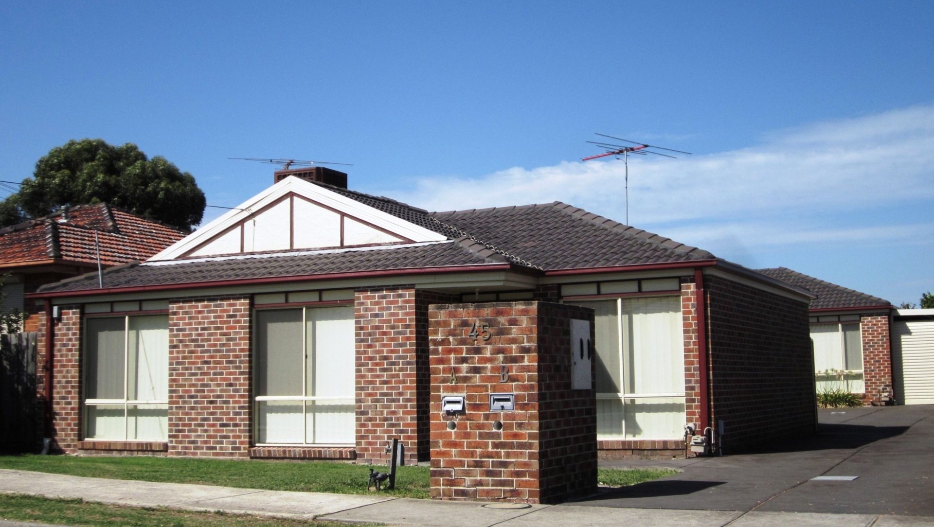 CENTRALLY LOCATED & LOW MAINTENANCE   *Insp Sat 16th Nov @ 9:55am*